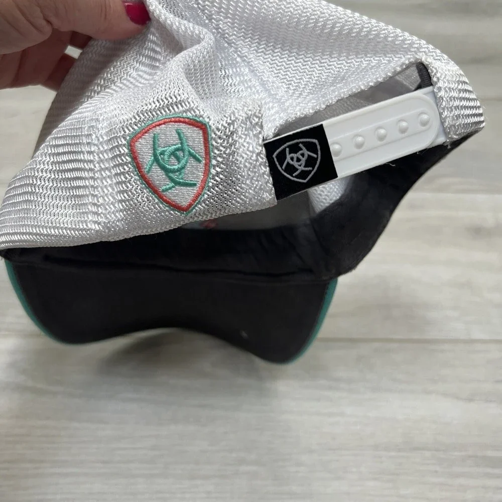Ariat Snapback Hat Aztec Embroidered Logo Southwest Mesh Adjustable Turquoise - Picture 4 of 6